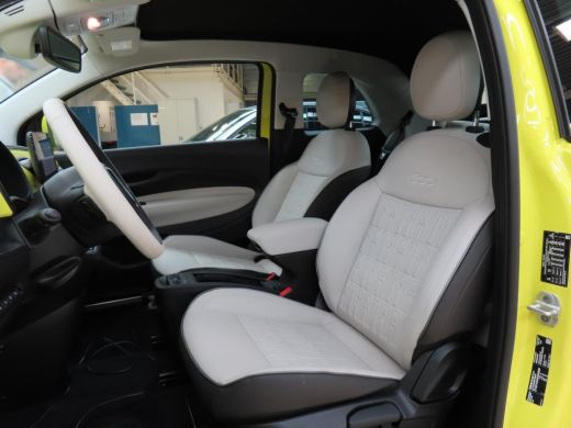 Fiat 500C Cabrio La Prima 42 kWh 8 Jaar Garantie! 99%SOH! | Vol-Leder | Adaptive Cruise | Dodehoek-Detectie... ActivLease financial lease