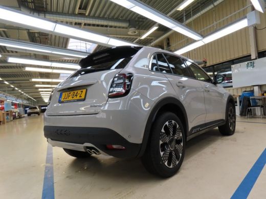 Fiat 600 1.2 Hybrid La Prima 145pk 8 Jaar Garantie! | Massage | Elektr. Stoelen | Elektr. Achterklep | Ada... ActivLease financial lease