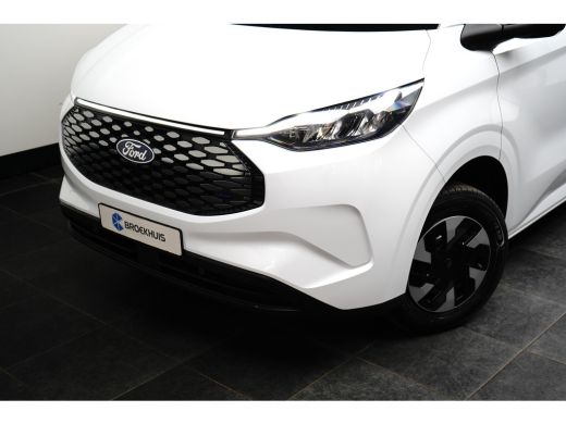 Ford E-Transit Custom 320 L2H1 Trend 65 kWh | 2300kg Trekgewicht | Lengte 2! | Camera | Stoelverwarming | Verwarmde Voo... ActivLease financial lease