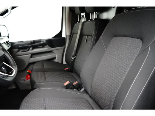 Ford E-Transit Custom 320 L2H1 Trend 65 kWh | 2300kg Trekgewicht | Lengte 2! | Camera | Stoelverwarming | Verwarmde Voo... ActivLease financial lease