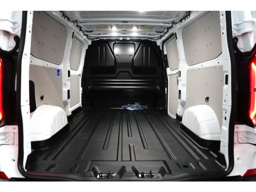 Ford E-Transit Custom 320 L2H1 Trend 65 kWh | 2300kg Trekgewicht | Lengte 2! | Camera | Stoelverwarming | Verwarmde Voo... ActivLease financial lease