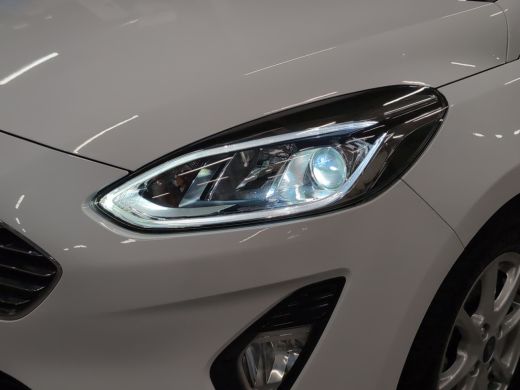 Ford Fiesta 1.0 Titanium | Trekhaak | Cruise Control | Parkeersensoren | Apple Carplay | Airco (automatisch) ... ActivLease financial lease