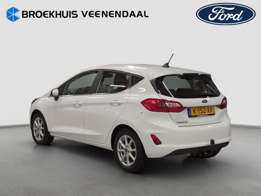 Ford Fiesta 1.0 Titanium | Trekhaak | Cruise Control | Parkeersensoren | Apple Carplay | Airco (automatisch) ... ActivLease financial lease