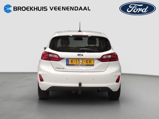 Ford Fiesta 1.0 Titanium | Trekhaak | Cruise Control | Parkeersensoren | Apple Carplay | Airco (automatisch) ... ActivLease financial lease
