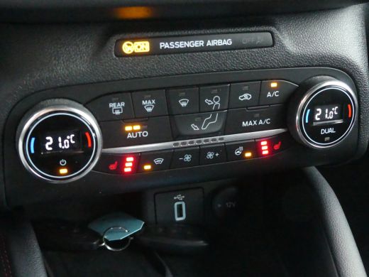 Ford Focus 1.0 EcoBoost Hybrid 155PK ST Line X Business | ADAPTIVE CRUISE | ELEKTRISCHE ACHTERKLEP | CAMERA ... ActivLease financial lease