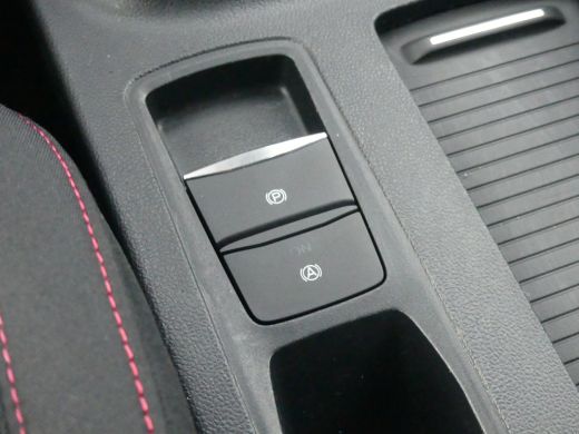 Ford Focus 1.0 EcoBoost Hybrid 155PK ST Line X Business | ADAPTIVE CRUISE | ELEKTRISCHE ACHTERKLEP | CAMERA ... ActivLease financial lease