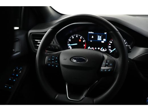 Ford Focus 1.0 EcoBoost Hybrid ST Line | Winterpack | Camera | LED | Cruise Control | Keyless Entry/Go | DAB... ActivLease financial lease