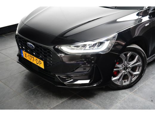 Ford Focus 1.0 EcoBoost Hybrid ST Line | Winterpack | Camera | LED | Cruise Control | Keyless Entry/Go | DAB... ActivLease financial lease