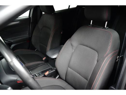 Ford Focus 1.0 EcoBoost Hybrid ST Line | Winterpack | Camera | LED | Cruise Control | Keyless Entry/Go | DAB... ActivLease financial lease