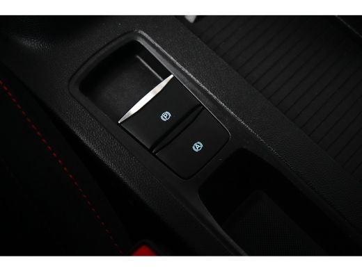 Ford Focus 1.0 EcoBoost Hybrid ST Line | Winterpack | Camera | LED | Cruise Control | Keyless Entry/Go | DAB... ActivLease financial lease