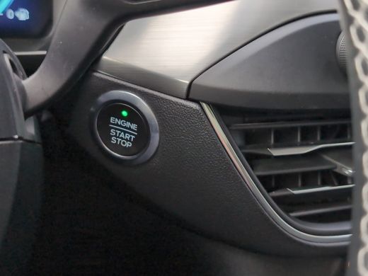 Ford Focus Wagon 1.0 Hybrid Titanium X Business | Pano | Cruise Control | Winter Pack | Camera | trekhaak | ... ActivLease financial lease