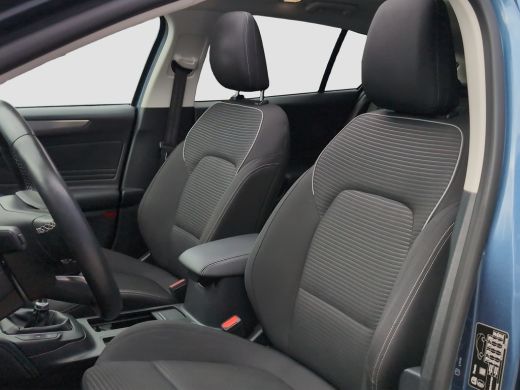 Ford Focus Wagon 1.0 Hybrid Titanium X Business | Pano | Cruise Control | Winter Pack | Camera | trekhaak | ... ActivLease financial lease
