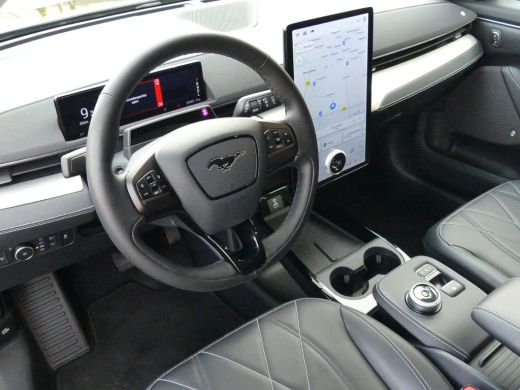 Ford Mustang Mach-E Mach-E RWD 75 kWh | TREKHAAK | ELEKTRISCHE ACHTERKLEP | CAMERA | B&O AUDIO | STOEL+STUUR+VOORRUIT... ActivLease financial lease