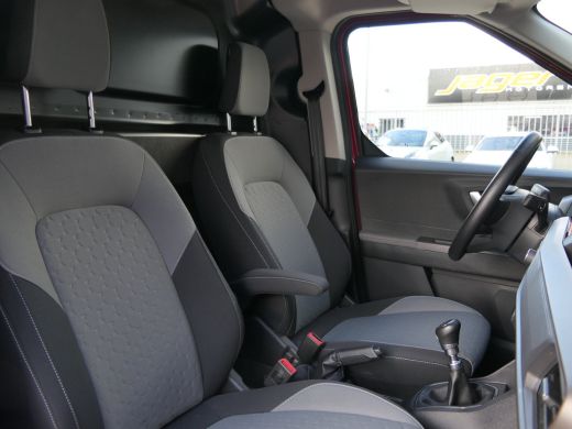 Ford Transit Courier 1.0 EcoBoost 125pk Limited | Benzine | Winterpack | Climate Control | Lichtmetalen Velgen | Schui... ActivLease financial lease