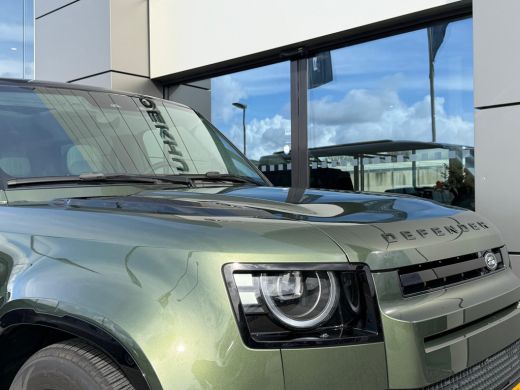 Land Rover Defender 110 P300e X-Dynamic HSE | Pano | El. trekhaak | Koelbox | Black Pack | Cold Climate | Alcantara h... ActivLease financial lease
