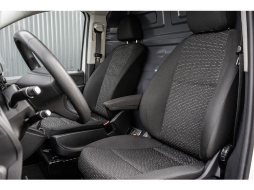 Mercedes-Benz Vito **116 CDI L2H1 | Euro 6 | Camera | 164 PK | Cruise | PDC | A/C** ActivLease financial lease