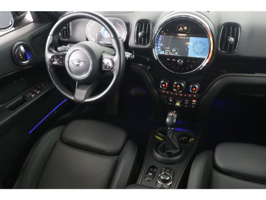 Mini Countryman 1.5 Cooper S E ALL4 Chili Navigatie | Adaptieve Cruise | Leder | HUD | Climate control | Stoelver... ActivLease financial lease