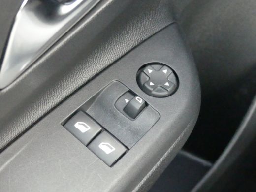 Opel Corsa 1.2 Turbo 100PK Edition Automaat | NAVI | PARKEERSENSOREN | APPLE CARPLAY/ANDRIOD AUTO | ActivLease financial lease