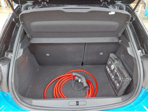 Opel Corsa-e Long Range Yes 51kWh 156pk | Stuur/Stoelverwarming | Navigatie by App | Climate Control | Full-LE... ActivLease financial lease