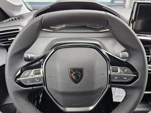 Peugeot 208 1.2 PureTech Style Navigatie | Cruise Control | 6-Versnellingen | Parkeer Sensoren ActivLease financial lease