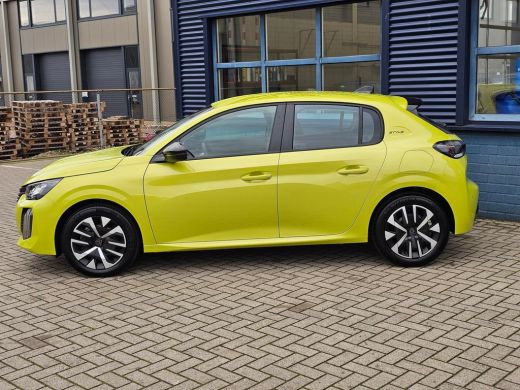 Peugeot 208 1.2 PureTech Style Navigatie | Cruise Control | 6-Versnellingen | Parkeer Sensoren ActivLease financial lease