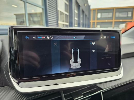 Peugeot 208 1.2 PureTech Style Navigatie | Cruise Control | 6-Versnellingen | Parkeer Sensoren ActivLease financial lease