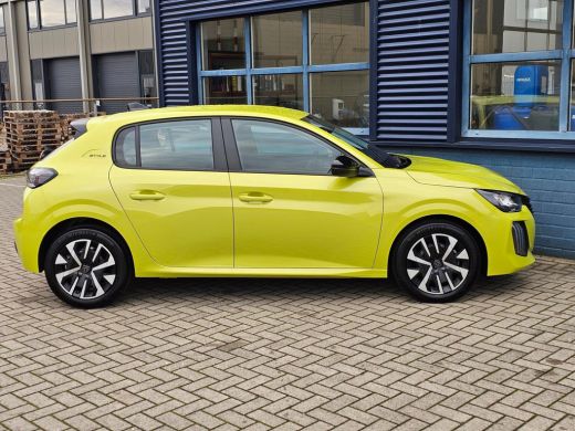Peugeot 208 1.2 PureTech Style Navigatie | Cruise Control | 6-Versnellingen | Parkeer Sensoren ActivLease financial lease
