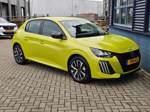 Peugeot 208 1.2 PureTech Style Navigatie | Cruise Control | 6-Versnellingen | Parkeer Sensoren ActivLease financial lease