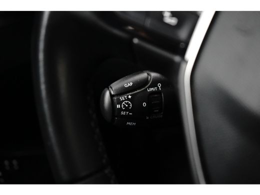 Peugeot 3008 1.6 HYbrid 225 Allure Airco | AppleCarplay/ Android Auto | Camera | Cruise Control | Trekhaak! | ... ActivLease financial lease