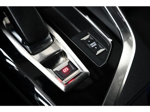 Peugeot 3008 1.6 HYbrid 225 Allure Airco | AppleCarplay/ Android Auto | Camera | Cruise Control | Trekhaak! | ... ActivLease financial lease