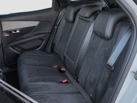 Peugeot 3008 1.6 HYbrid 225 GT | Adap. Cruise Control | Pano | Camera | Stoelverwarming | | Achteruitrijcamera... ActivLease financial lease