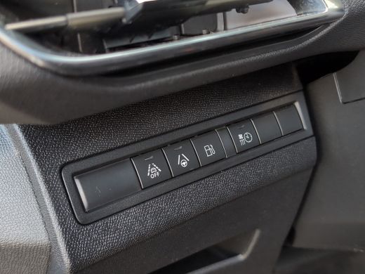 Peugeot 3008 1.6 HYbrid 225 GT | Adap. Cruise Control | Pano | Camera | Stoelverwarming | | Achteruitrijcamera... ActivLease financial lease