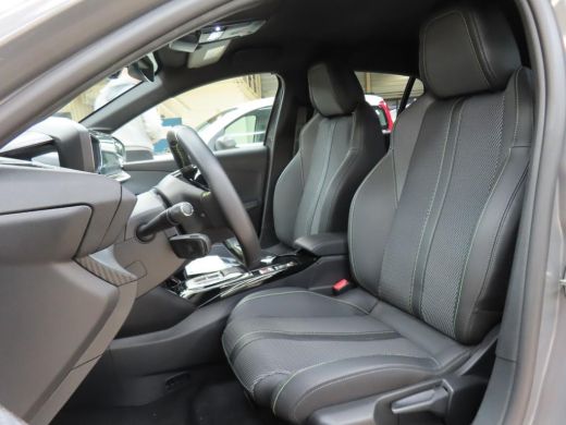 Peugeot e-208 EV GT 51kWh 156pk | Adaptive Cruise | 360 Camera | Dodehoek-Detectie | Keyless-Entry | Navigatie ... ActivLease financial lease