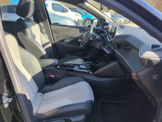 Peugeot e-208 EV GT Pack 50kWh 3 Fase | Panoramadak | Adaptive Cruise | Stoelverwarming | Alcantara | Leder | D... ActivLease financial lease