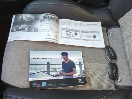 Peugeot e-208 EV GT Pack 50kWh 3 Fase | Panoramadak | Adaptive Cruise | Stoelverwarming | Alcantara | Leder | D... ActivLease financial lease