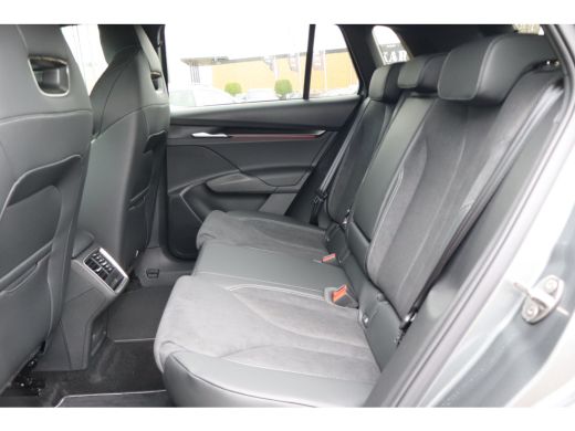 Skoda Elroq Sportline | Cruise control met speedlimiter | Driving mode select | Parkeersensoren voor en achter ActivLease financial lease
