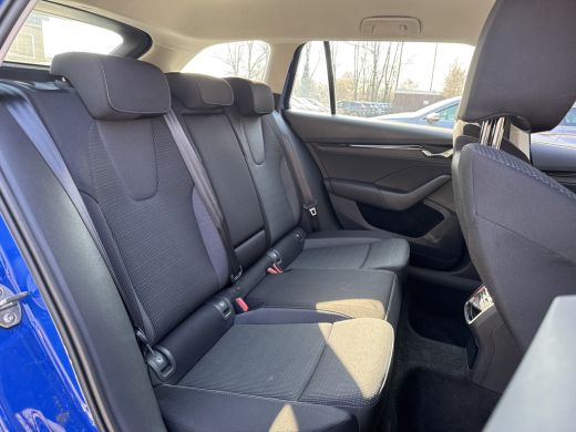 Skoda Octavia Combi TSI iV 204PK PHEV BUSINESS EDITION VIRTUAL/CRUISE/CARPLAY ActivLease financial lease