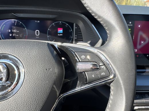 Skoda Octavia Combi TSI iV 204PK PHEV BUSINESS EDITION VIRTUAL/CRUISE/CARPLAY ActivLease financial lease