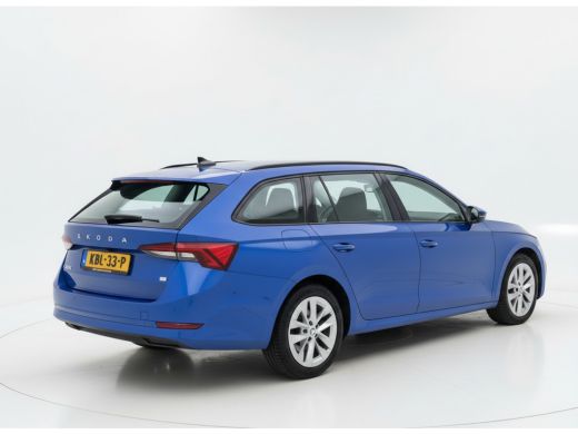 Skoda Octavia Combi TSI iV 204PK PHEV BUSINESS EDITION VIRTUAL/CRUISE/CARPLAY ActivLease financial lease