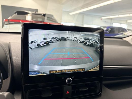 Toyota Yaris 1.5 Hybrid 115 Dynamic Comfort Pack ActivLease financial lease