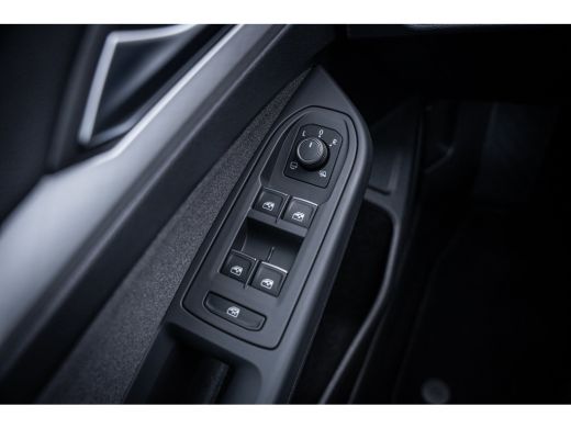 Volkswagen Golf 1.5 TSI Life Edition | Achteruitrijcamera | Apple Carplay/Android Auto|telefoonintegratie premium... ActivLease financial lease