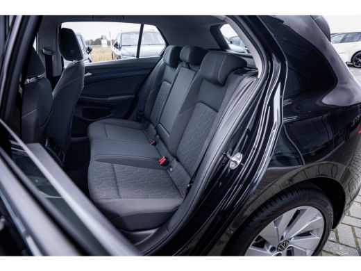 Volkswagen Golf 1.5 TSI Life Edition | Achteruitrijcamera | Apple Carplay/Android Auto|telefoonintegratie premium... ActivLease financial lease