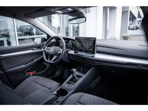 Volkswagen Golf 1.5 TSI Life Edition | Achteruitrijcamera | Apple Carplay/Android Auto|telefoonintegratie premium... ActivLease financial lease