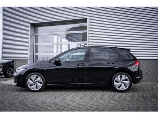 Volkswagen Golf 1.5 TSI Life Edition | Achteruitrijcamera | Apple Carplay/Android Auto|telefoonintegratie premium... ActivLease financial lease