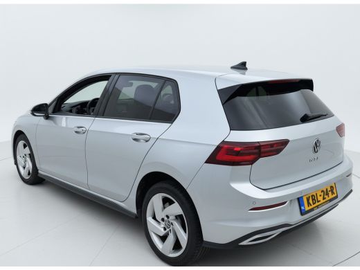 Volkswagen Golf GTE 245PK DSG HYBRID SPORT CAMERA/NAVI/IQ-LIGHT/HEAD-UP/SFEERVERL. ActivLease financial lease