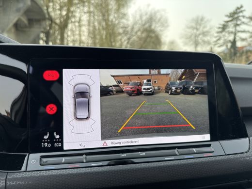 Volkswagen Golf GTE 245PK DSG HYBRID SPORT CAMERA/NAVI/IQ-LIGHT/HEAD-UP/SFEERVERL. ActivLease financial lease