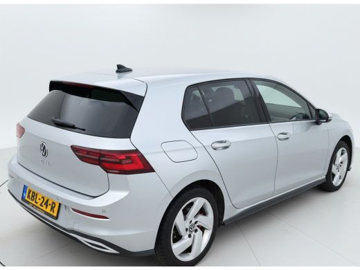 Volkswagen Golf GTE 245PK DSG HYBRID SPORT CAMERA/NAVI/IQ-LIGHT/HEAD-UP/SFEERVERL. ActivLease financial lease