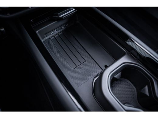 Volkswagen ID.7 Limited Edition | Achterbank in ongelijke delen neerklapbaar incl. middenarmsteun en doorlaadmoge... ActivLease financial lease