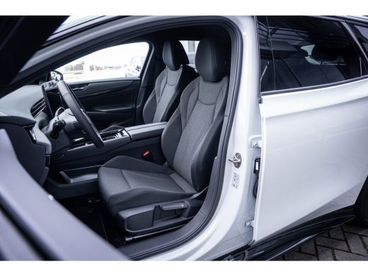 Volkswagen ID.7 Limited Edition | Achterbank in ongelijke delen neerklapbaar incl. middenarmsteun en doorlaadmoge... ActivLease financial lease