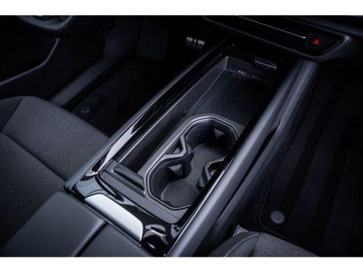 Volkswagen ID.7 Limited Edition | Achterbank in ongelijke delen neerklapbaar incl. middenarmsteun en doorlaadmoge... ActivLease financial lease